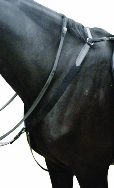 Kincade Breastplate (Black)