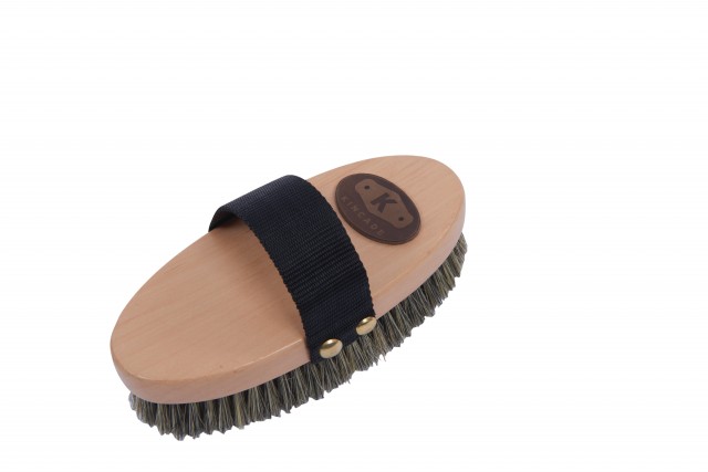 Kincade Wooden Deluxe Body Brush (Natural)