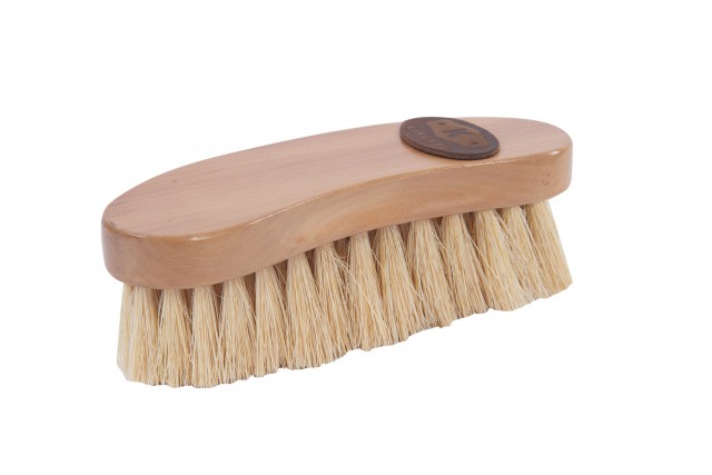 Kincade Wooden Deluxe Banana Shaped Dandy Brush (Natural)