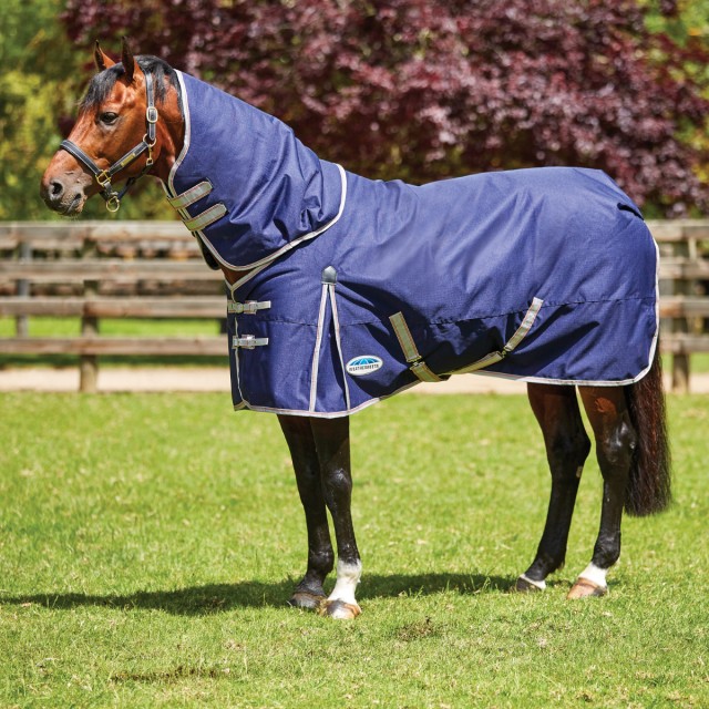 Weatherbeeta Comfitec Essential Detach-A-Neck 220g Mediumweight Turnout (Navy/Silver/Red)