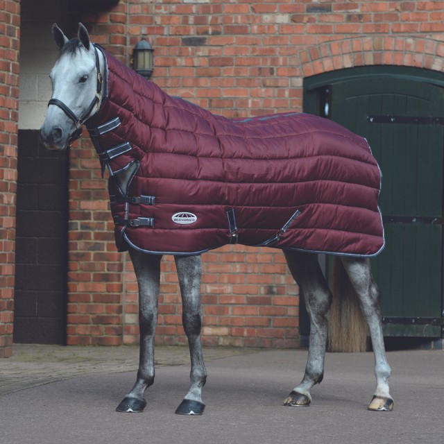 Weatherbeeta Comfitec 210D Channel Quilt Stable Rug Combo Neck 250g Medium (Maroon/Grey/White)